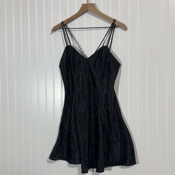 Victoria's Secret Dresses & Skirts - Victoria’s Secret Gold Label Black Satin Jacquard Slip Dress Y2K Strappy Mini M